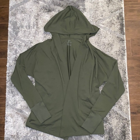 Rare Nike Dri-Fit Woman’s Cardigan - Picture 3 of 6